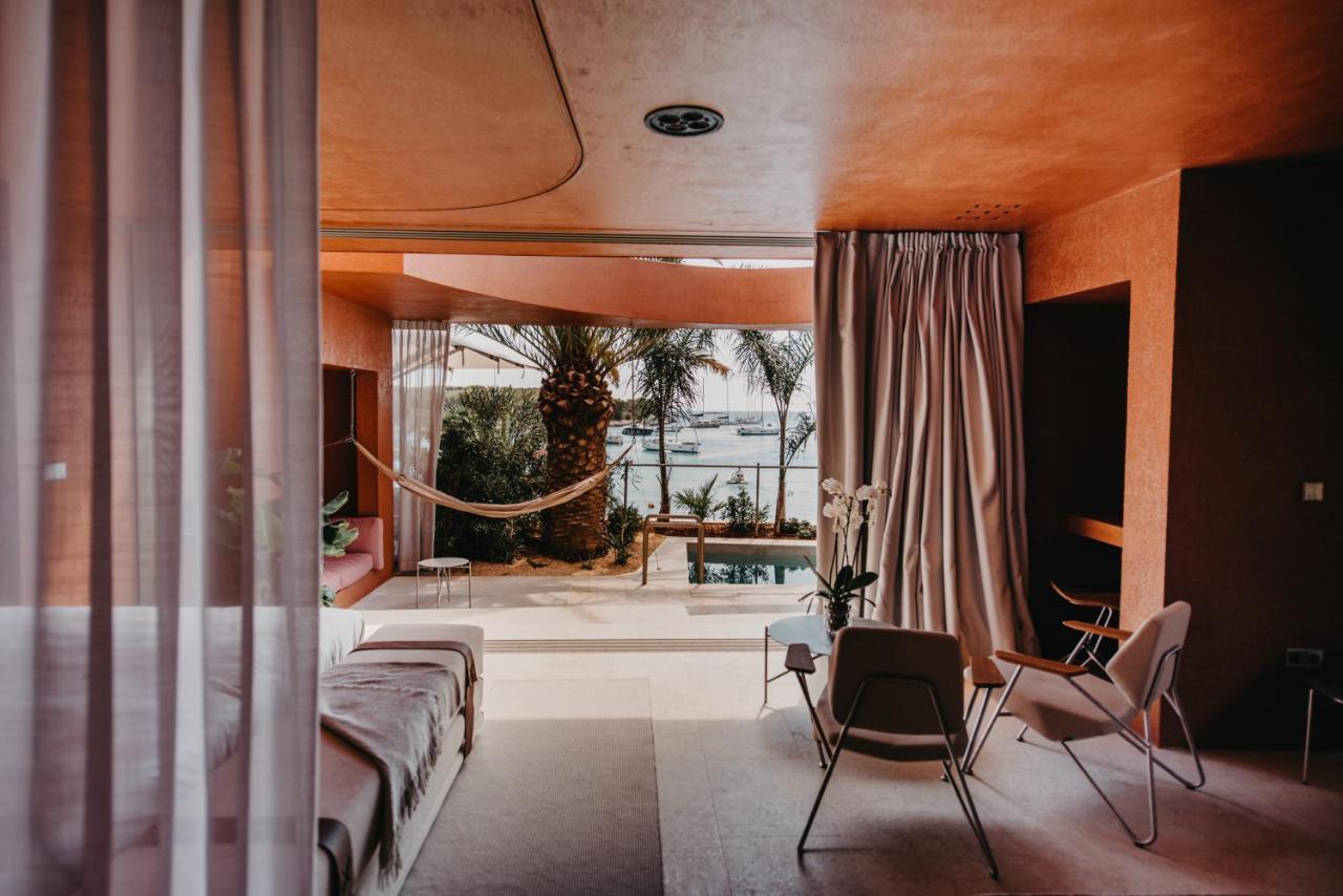 Hotel Zori Timeless
